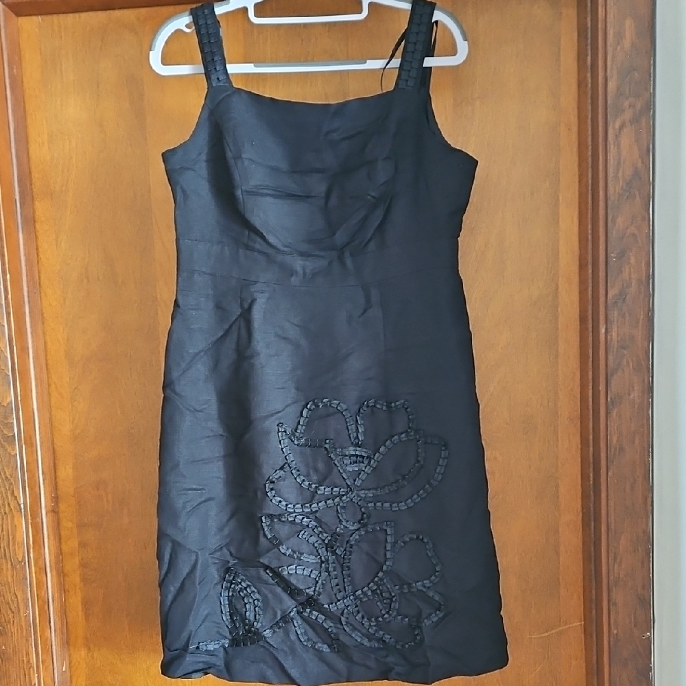Elegant Black Sleeveless Dress